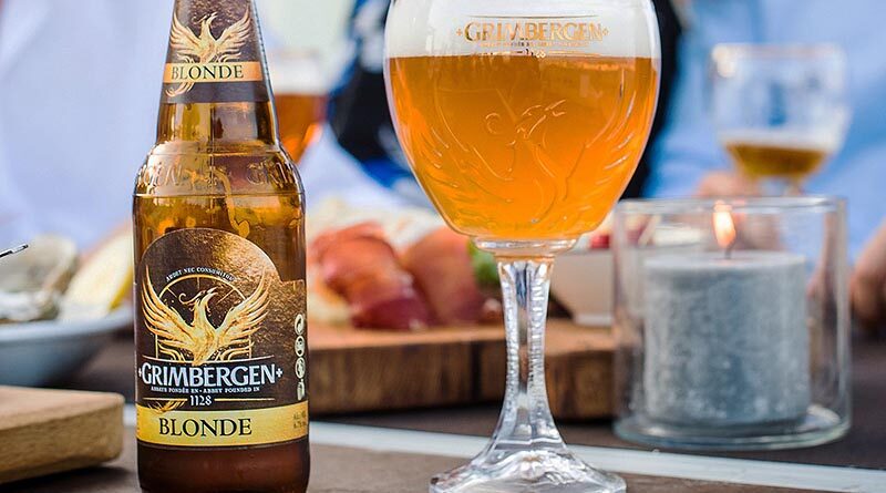 Cerveza de abadía Grimbergen Blonde