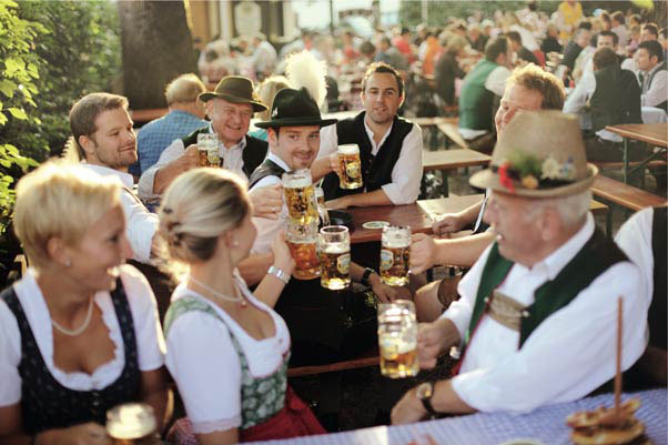 Biergarten típico del sur de Alemania