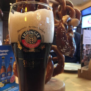 Cerveza tostada Erdinger Dunkel 