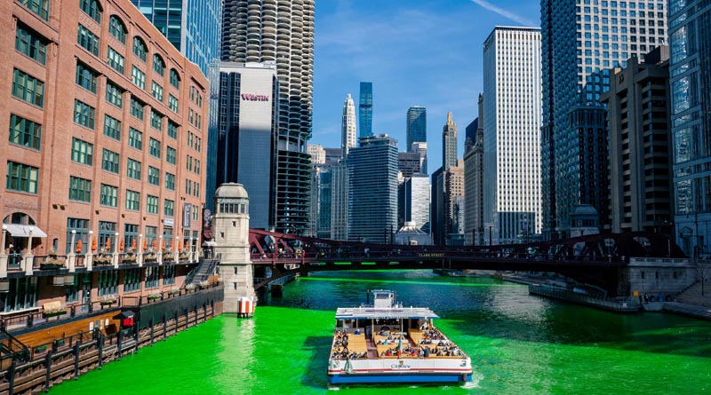 Río verde de CHicago en San Patricio