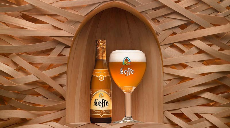 Cerveza belga de abadía Leffe Tripel